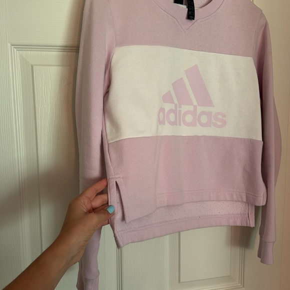 Lavender adidas sweatshirt size xs - Picture 3 of 3